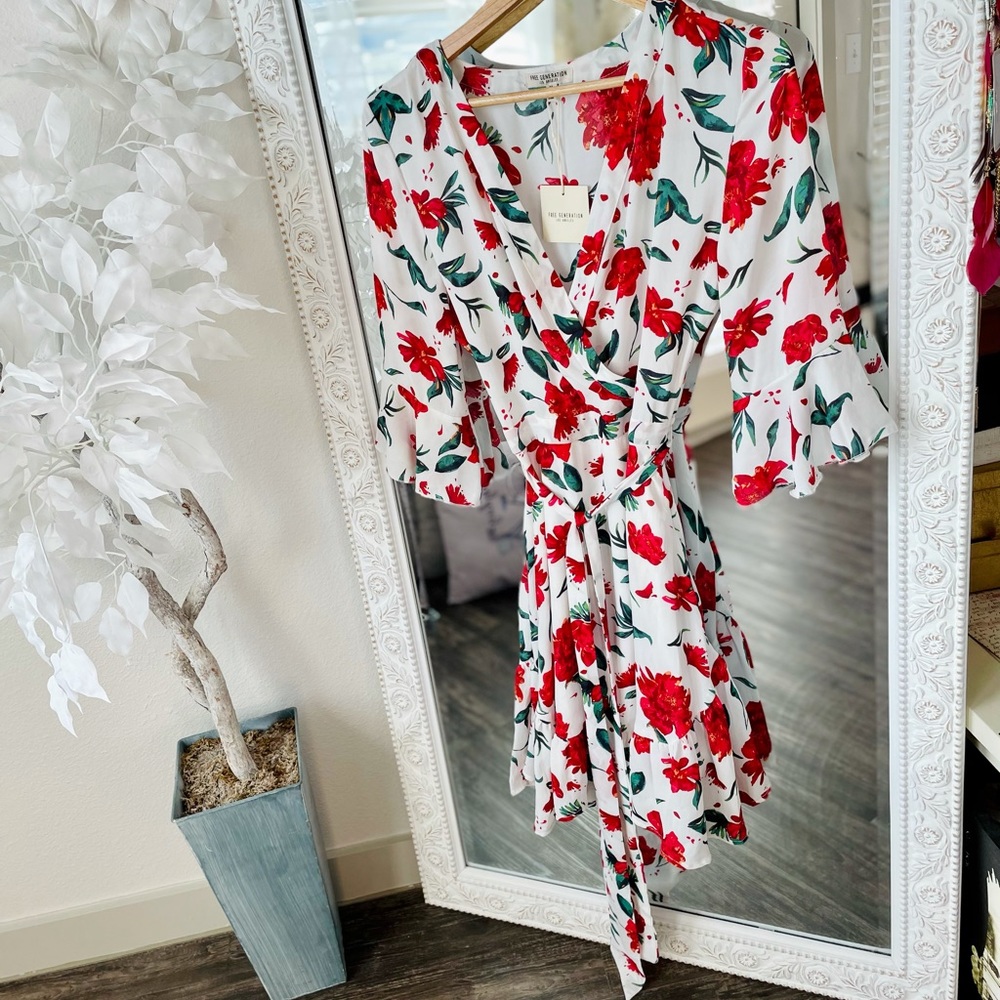 Free Generation Belted Floral Dress Medium New